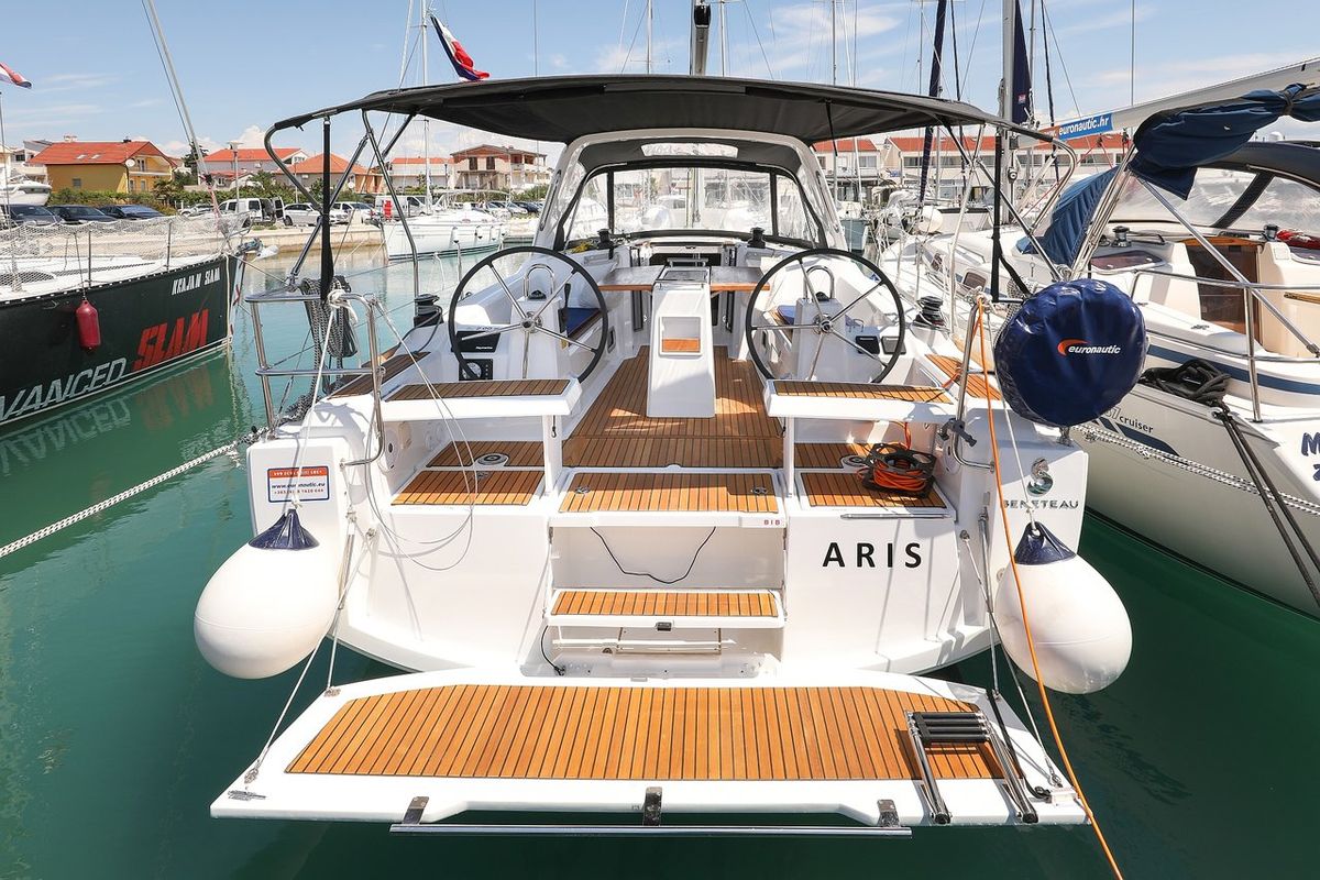 Exterior view of Aris, a Beneteau Oceanis 35.1 sailboat at Grad Biograd na Moru, Croatia