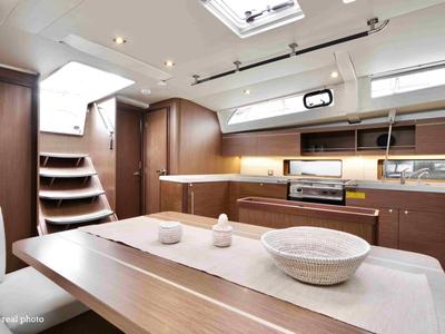 Salon of Ludi, a Beneteau Oceanis 46.1 sailboat at Castellammare di Stabia, Italy