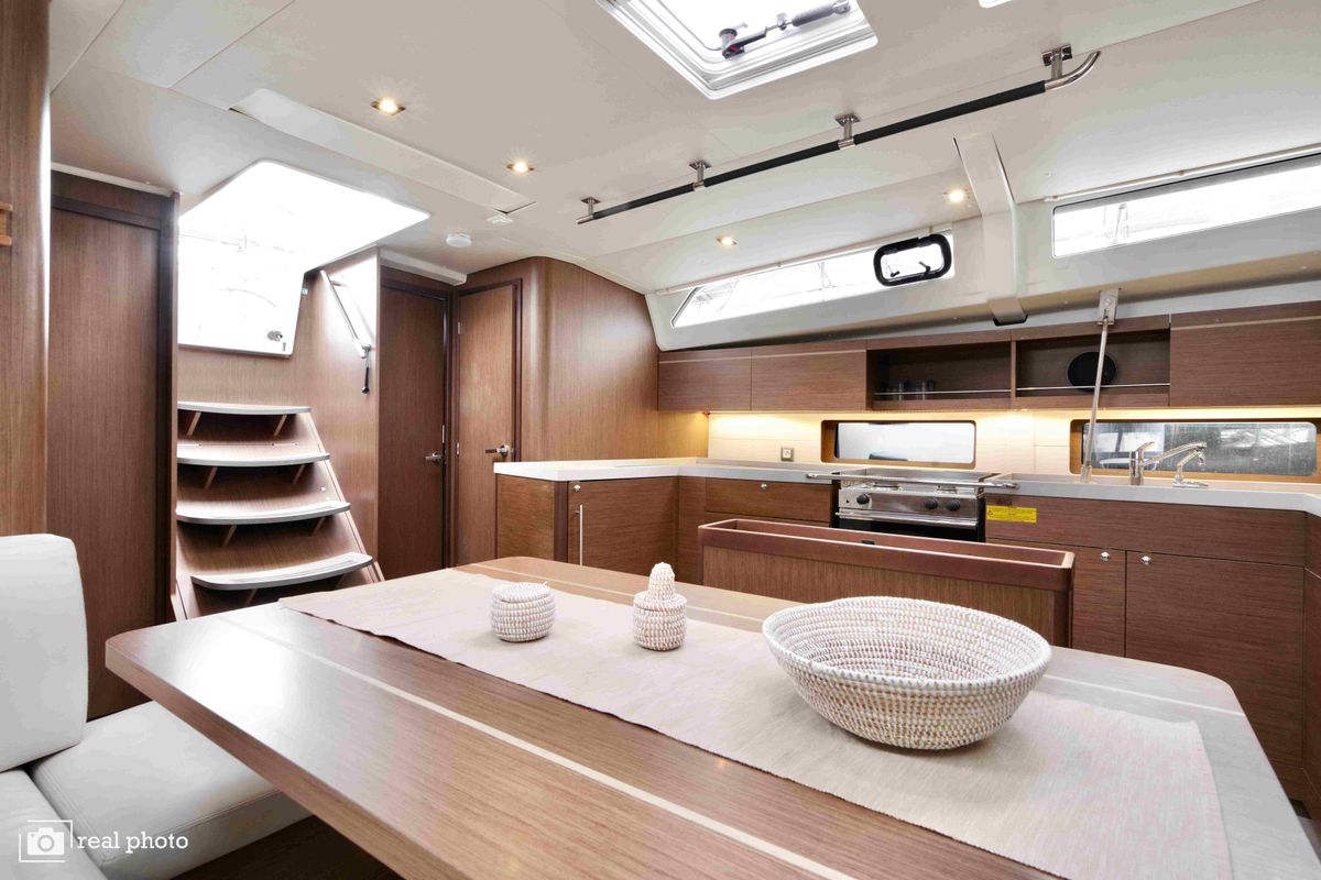 Salon of Ludi, a Beneteau Oceanis 46.1 sailboat at Castellammare di Stabia, Italy
