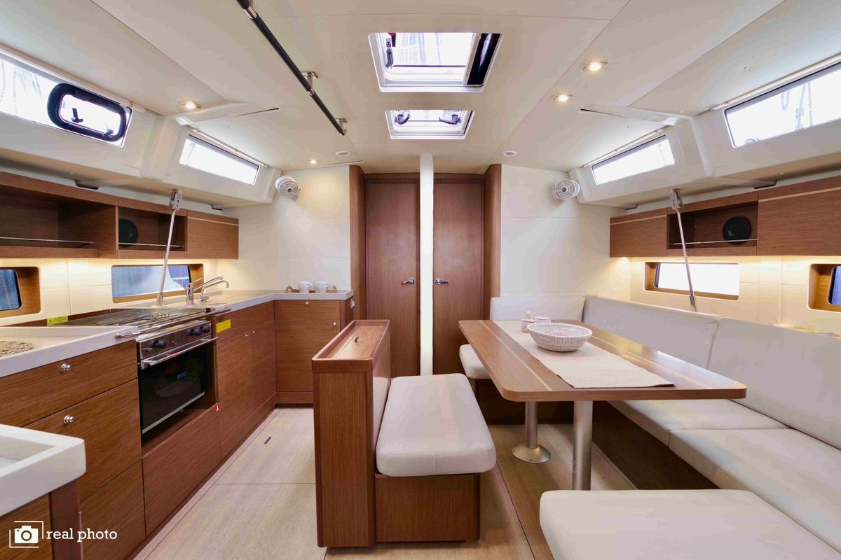 Galley of Ludi, a Beneteau Oceanis 46.1 sailboat at Castellammare di Stabia, Italy