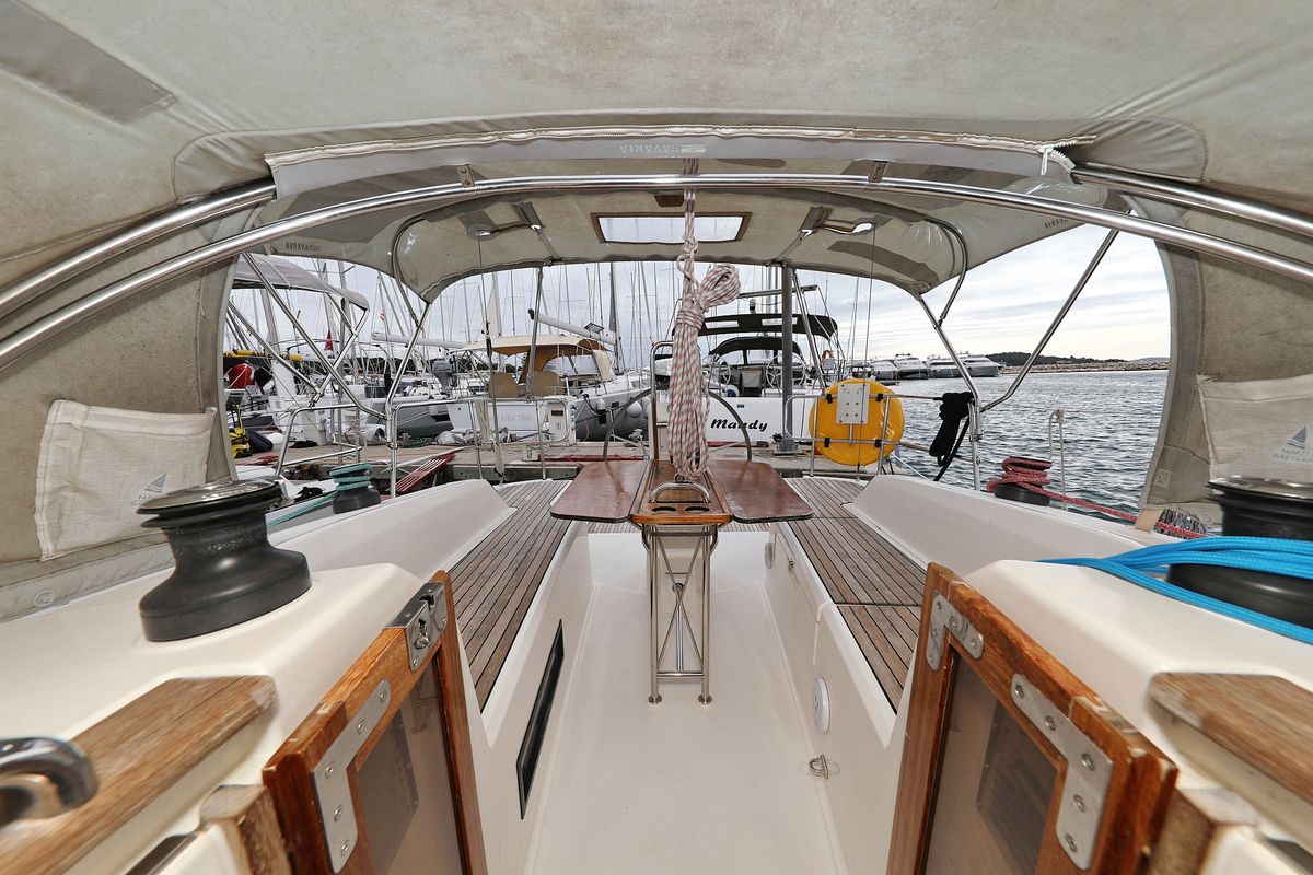 Exterior view of Homeoffice, a Bavaria Cruiser 33 sailboat at Grad Vodice, Croatia