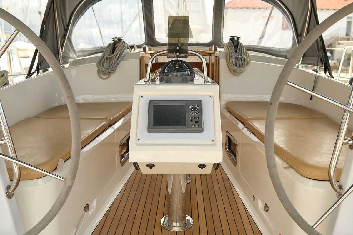 Cockpit of Toni, a Bavaria Cruiser 37 sailboat at Grad Trogir, Croatia