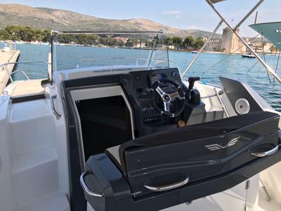Cockpit of SUNdeck, a Beneteau Flyer 7.7 SUNdeck motorboat at Grad Trogir, Croatia
