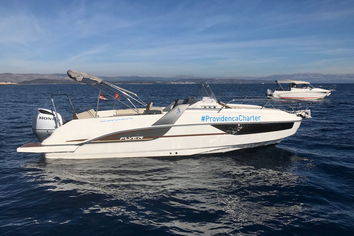 Exterior view of SUNdeck, a Beneteau Flyer 7.7 SUNdeck motorboat at Grad Trogir, Croatia
