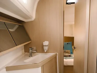 Head on Mavi Mercury, a Beneteau Oceanis 40.1 sailboat at Fethiye, Turkey