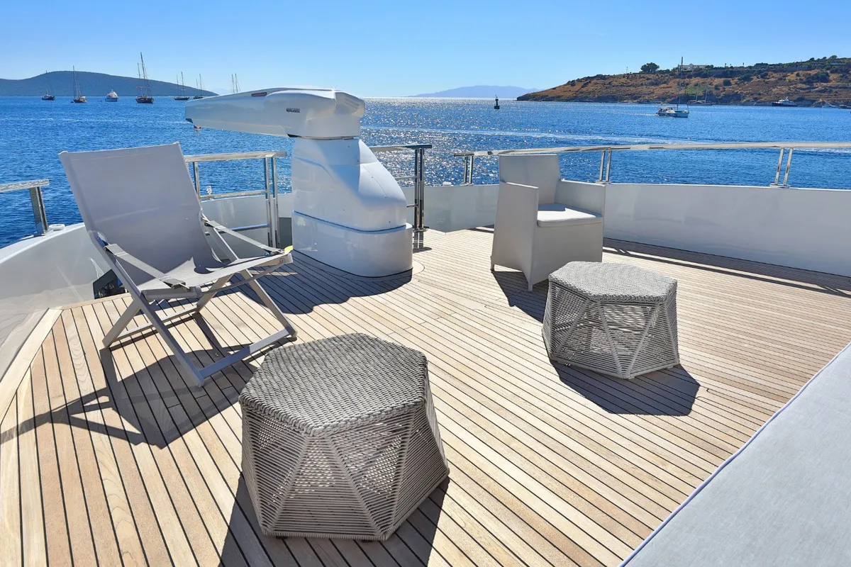 Ukiel, a Aegean Explorer M26 yacht at Olbia, Italy