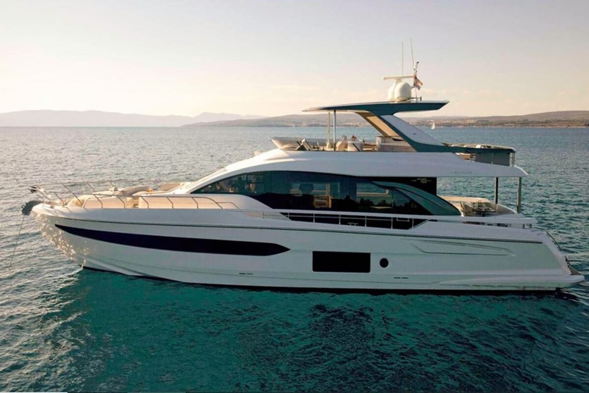 Exterior view of OMR Group, a Azimut 78 Fly yacht at Podstrana - Miljevac, Croatia