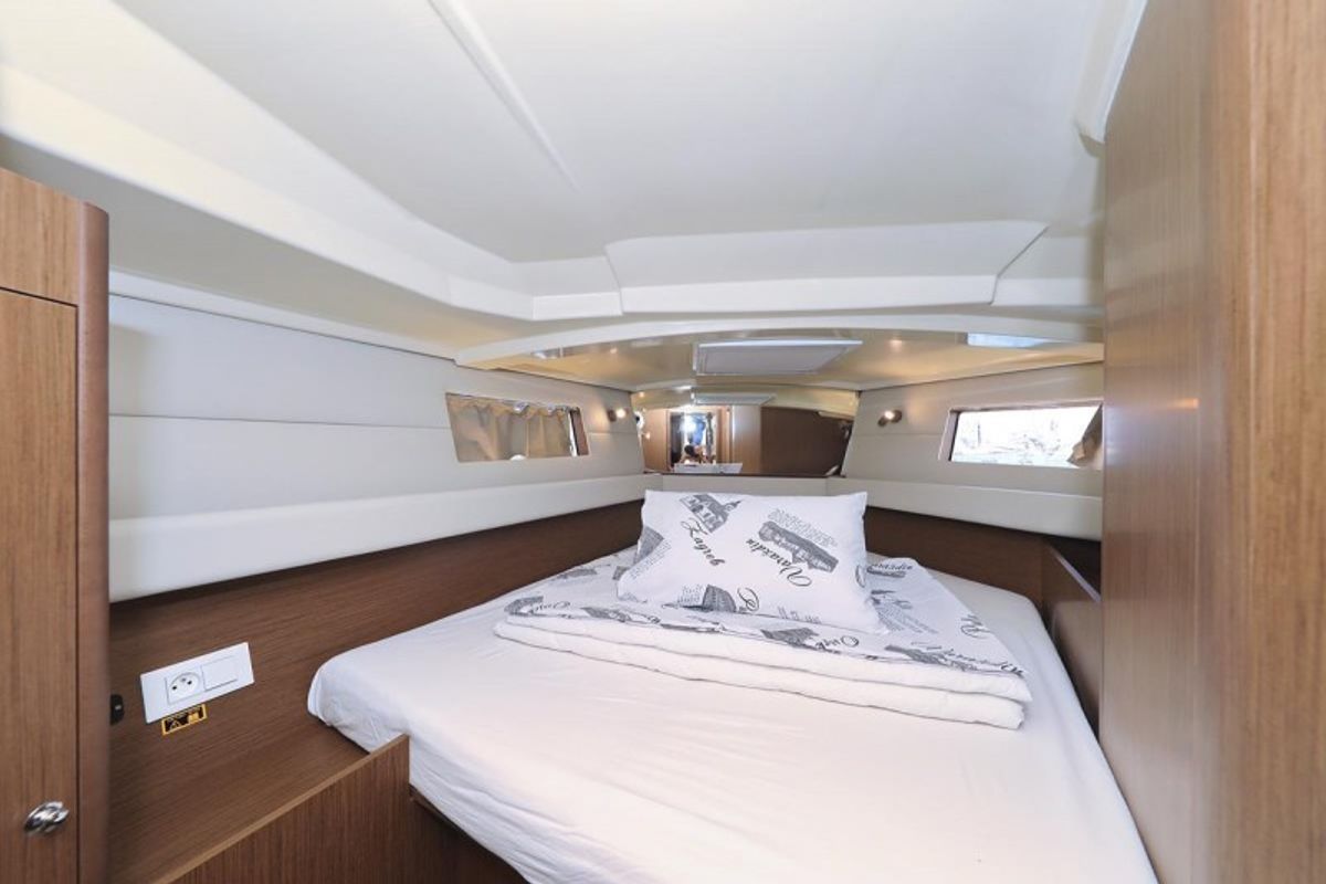 Cabin on Dalmatinka, a Beneteau Oceanis 41.1 sailboat at Grad Biograd na Moru, Croatia
