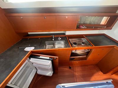 Galley of Vesna, a Beneteau Oceanis 45 sailboat at Općina Sukošan, Croatia