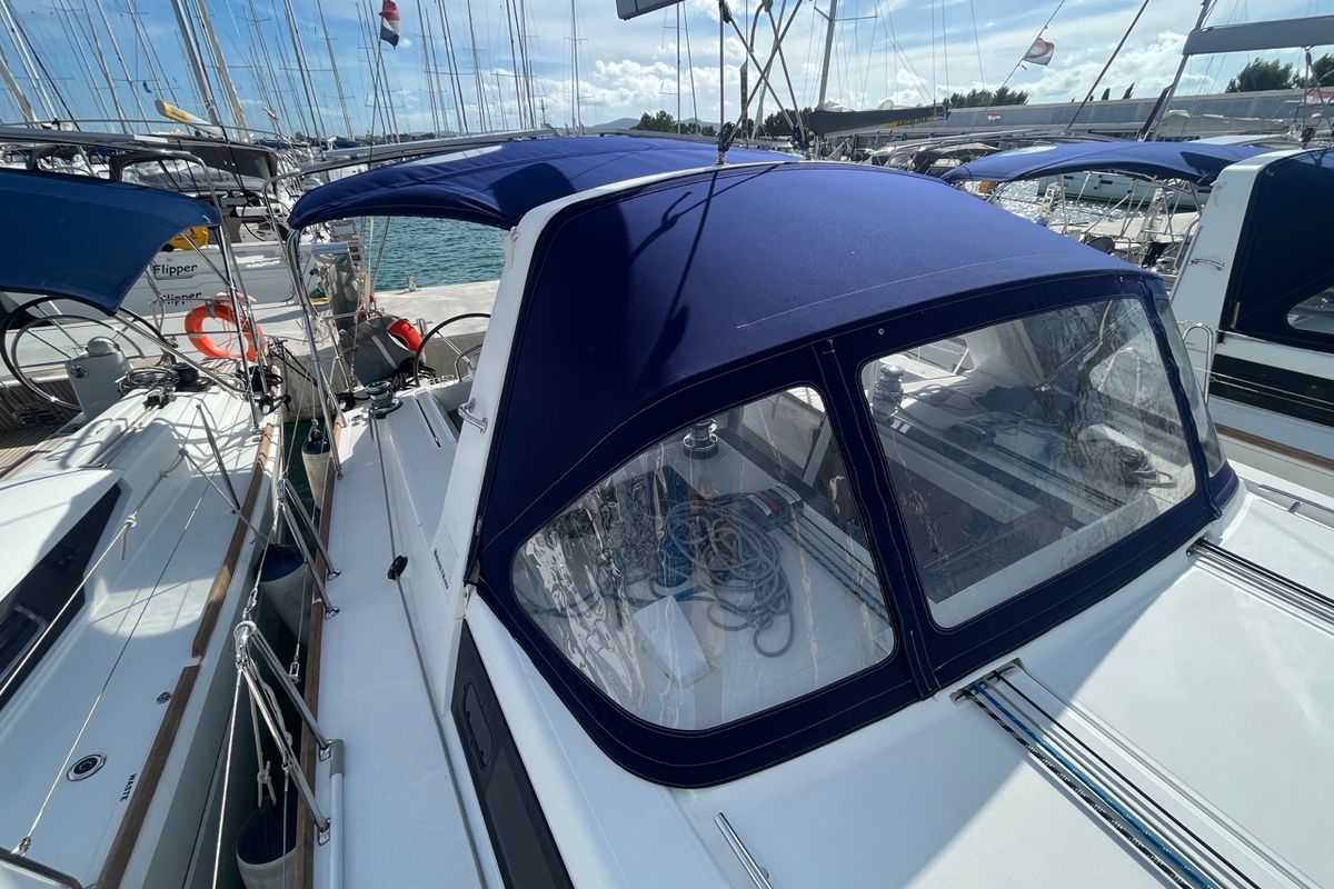 Exterior view of Vesna, a Beneteau Oceanis 45 sailboat at Općina Sukošan, Croatia