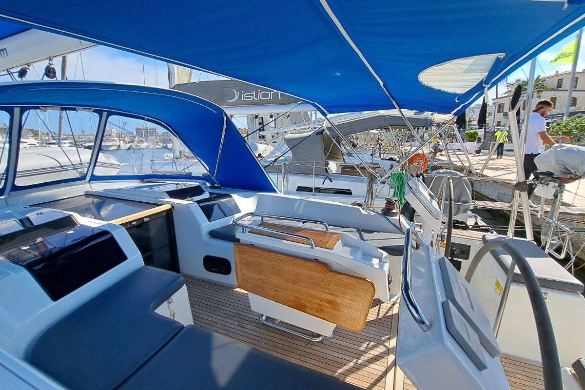 Cockpit of Swell, a Hanse Yachts Hanse 455 sailboat at Lavreotiki Municipal Unit, Greece