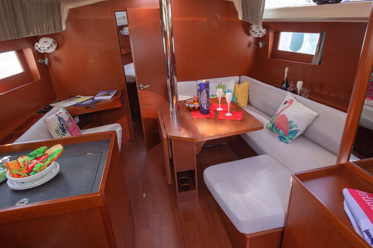 Salon of Poison, a Beneteau Oceanis 41.1 sailboat at Bocca di Magra, Italy