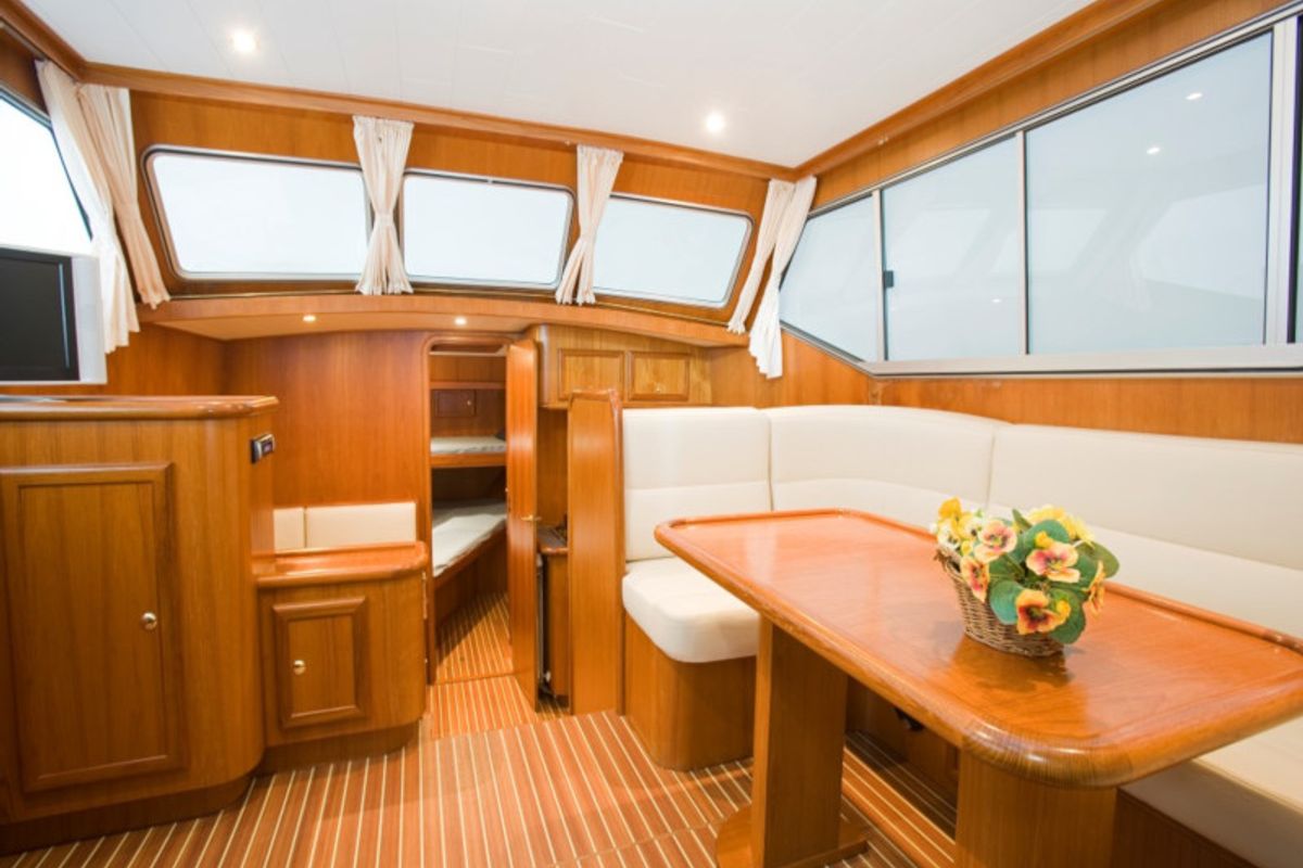 Salon of Drait 77, a De Drait Advantage 42 motorboat at Woudsend, Netherlands