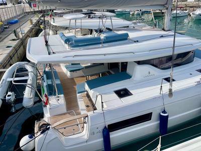 Deck of Buongiorno Principessa, a Lagoon 43 catamaran at Salerno, Italy