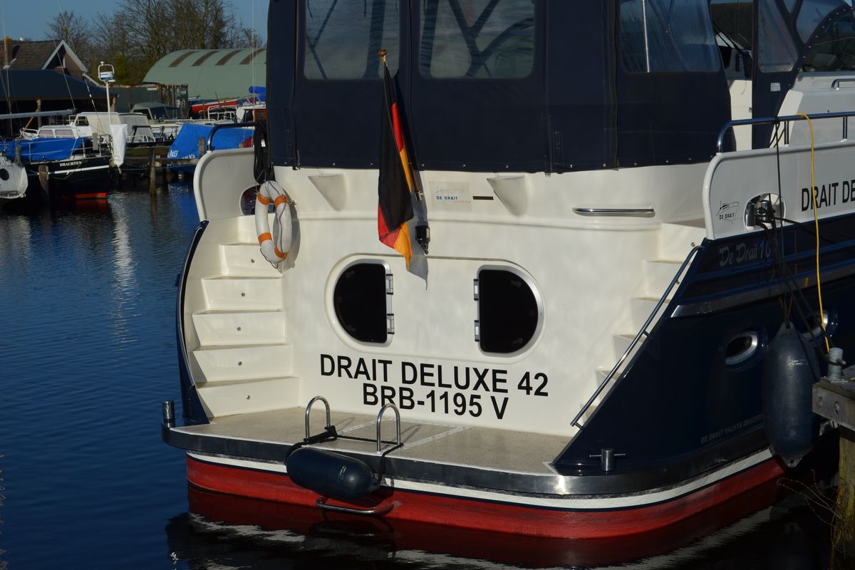 Exterior view of Drait 99, a De Drait DeLuxe 42 motorboat at Drachten, Netherlands