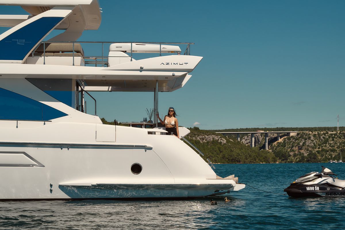 Exterior view of Alyss, a Azimut 72 yacht at Skradin, Croatia