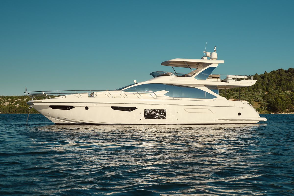 Exterior view of Alyss, a Azimut 72 yacht at Skradin, Croatia
