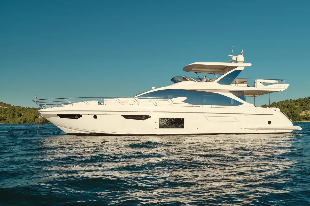 Exterior view of Alyss, a Azimut 72 yacht at Skradin, Croatia