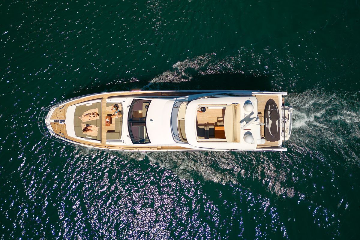 Exterior view of Alyss, a Azimut 72 yacht at Skradin, Croatia