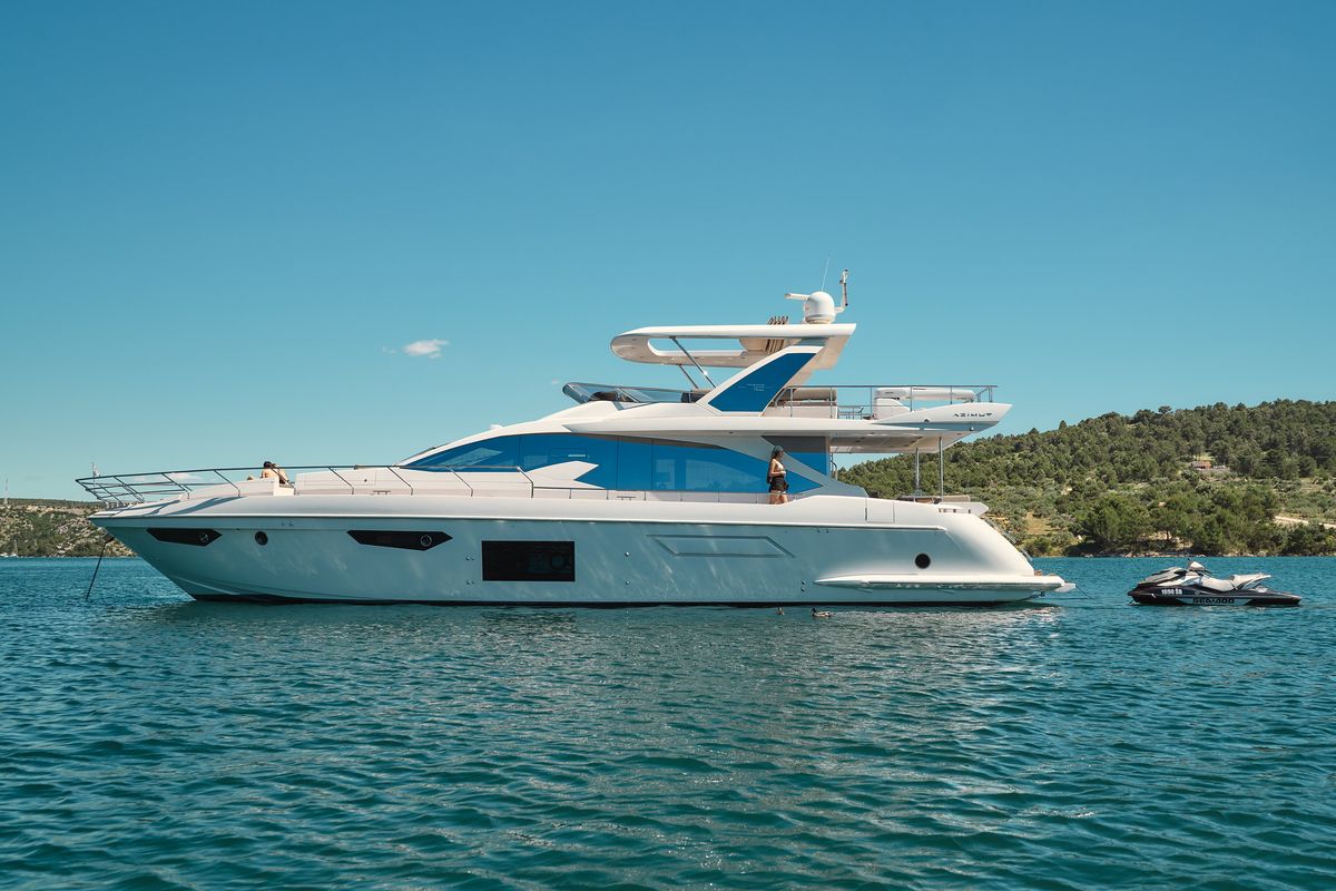 Exterior view of Alyss, a Azimut 72 yacht at Skradin, Croatia