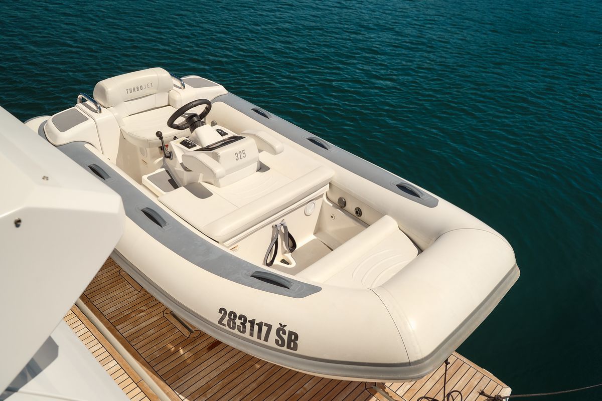 Alyss, a Azimut 72 yacht at Skradin, Croatia