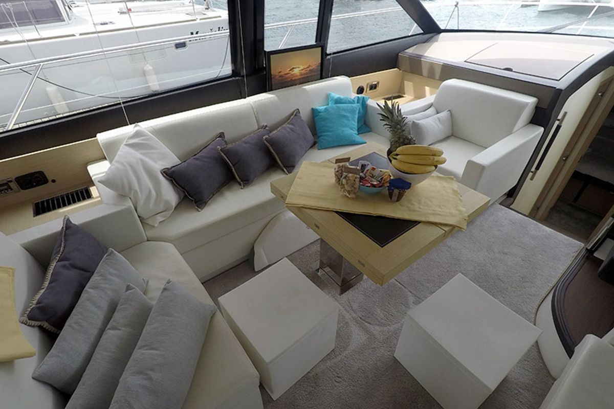 Salon of Serendipity I, a Prestige 500 motorboat at Grad Šibenik, Croatia