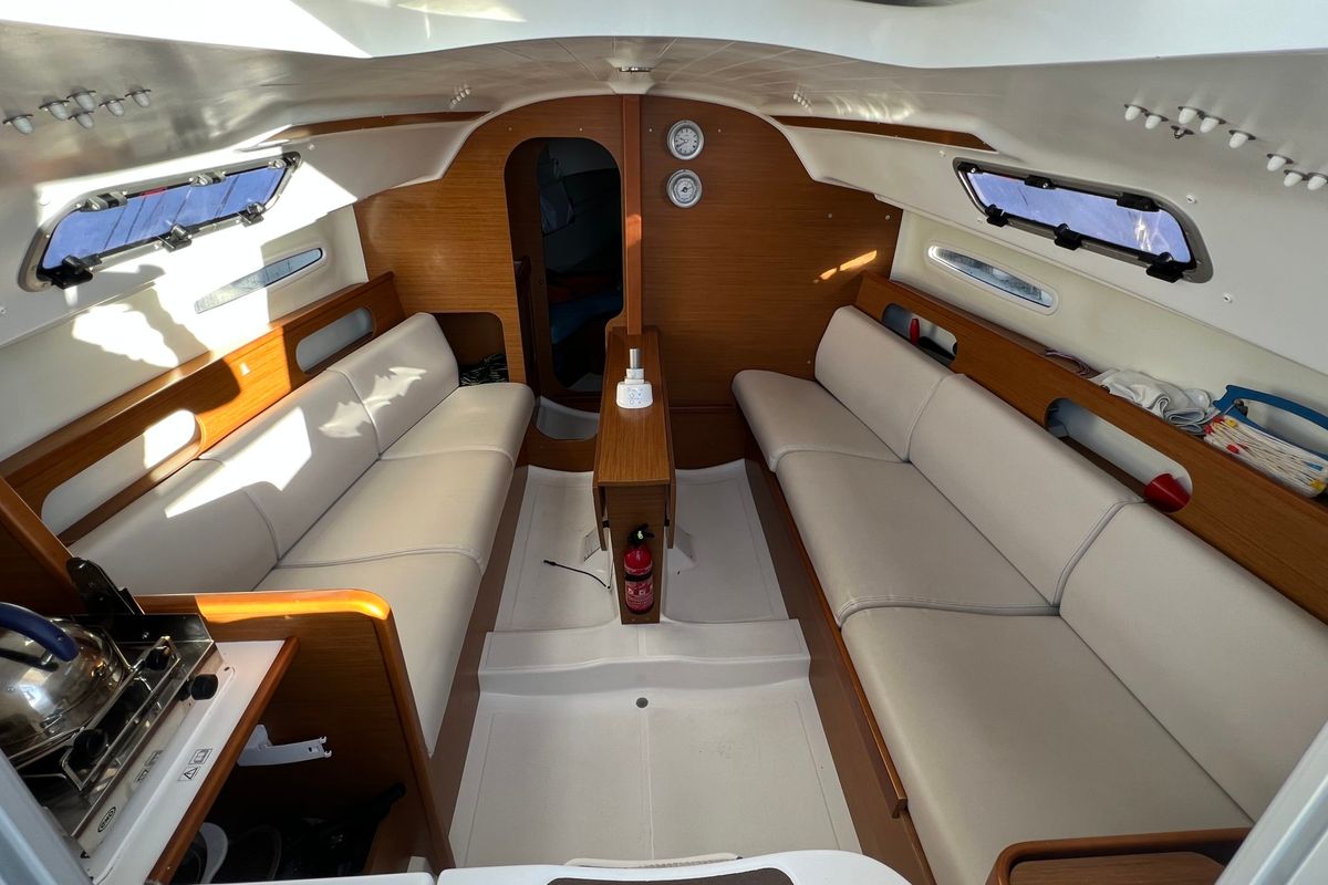 Salon of Marlem, a Beneteau First 25 S sailboat at Port Navalo, France