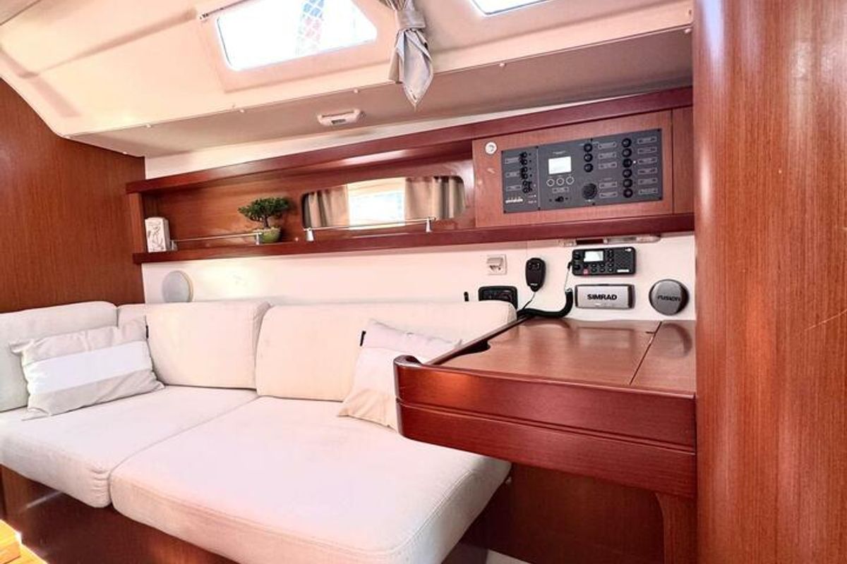Salon of Finia, a Beneteau Oceanis 34 sailboat at Grad Opatija, Croatia