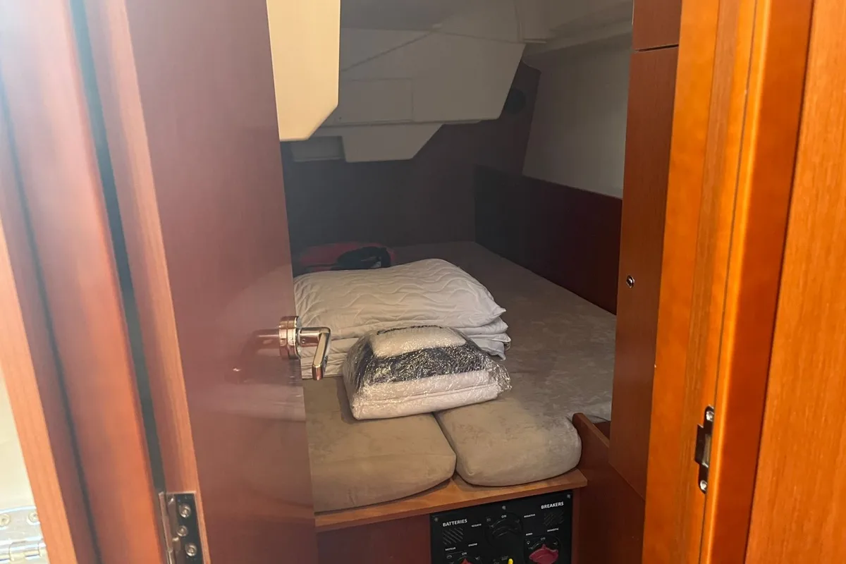 Cabin on Sailor Mercury, a Beneteau Oceanis 38.1 sailboat at Split, Croatia