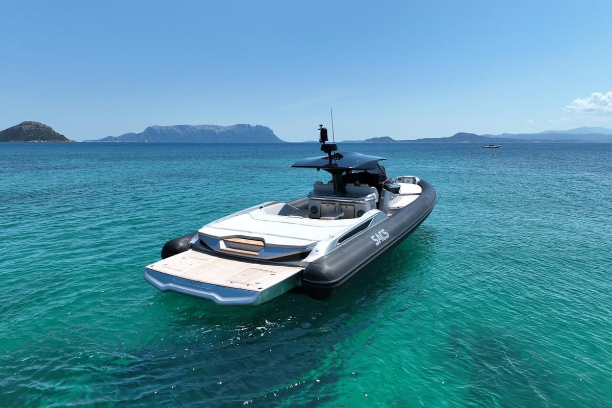 Exterior view of Goldfinger, a Brig Eagle 10 rib at Figari/Golfo Aranci, Italy