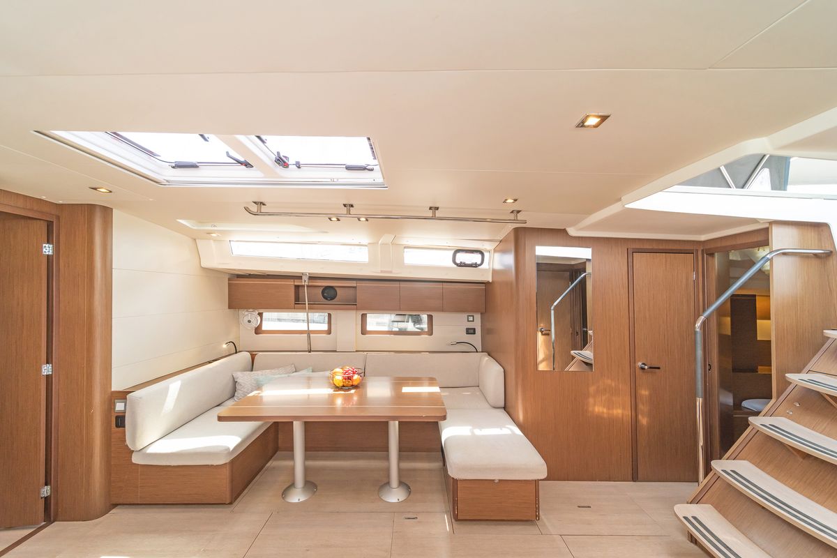 Salon of Babakita, a Beneteau Oceanis 51.1 sailboat at Gouvia, Greece