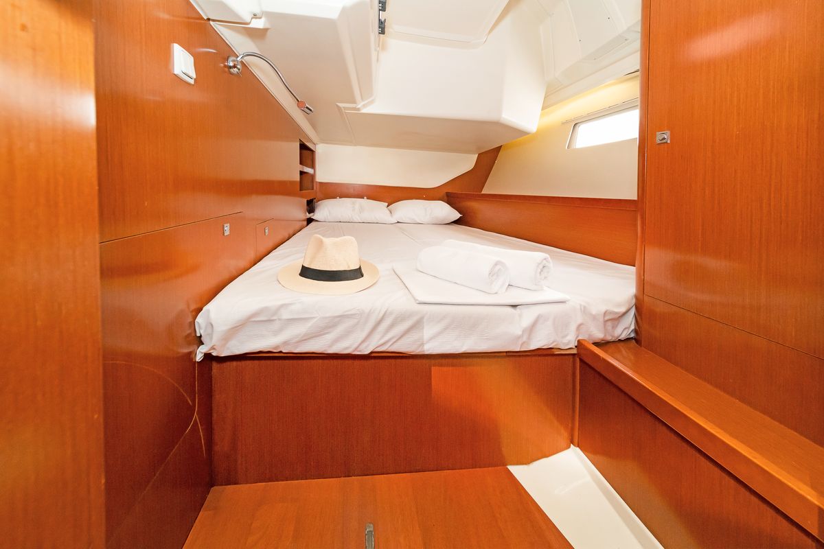 Cabin on Quantum, a Beneteau Oceanis 45 sailboat at Municipal Unit of Rhodes, Greece