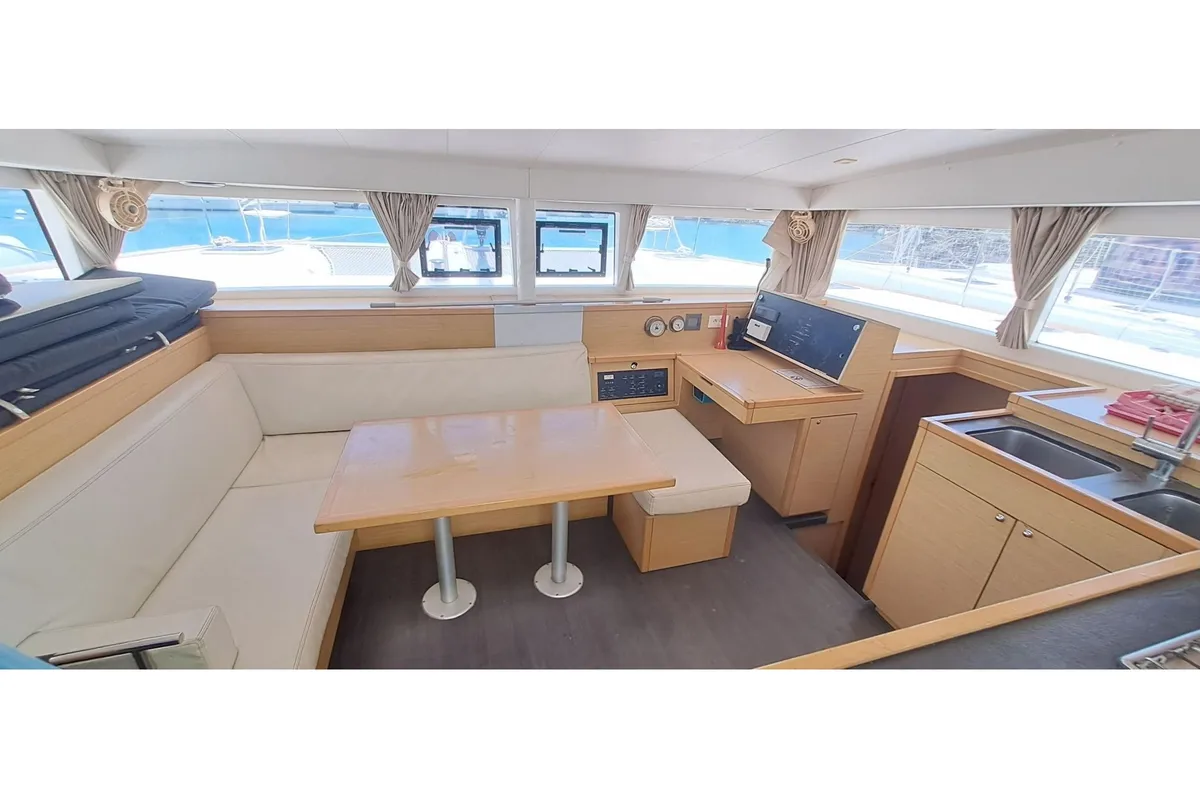 Salon of Trixi, a Lagoon 400 S2 catamaran at Le Gosier, France