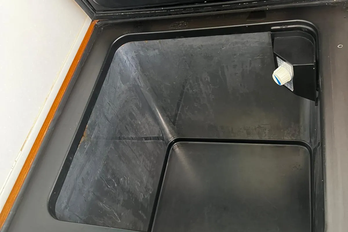 Galley of Erminia, a Jeanneau Sun Odyssey 440 sailboat at Capo d'Orlando, Italy