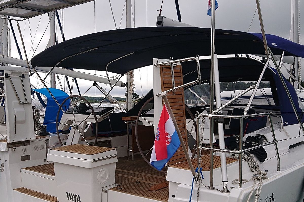 Cockpit of Vaya, a Hanse Yachts Hanse 460 sailboat at Općina Medulin, Croatia