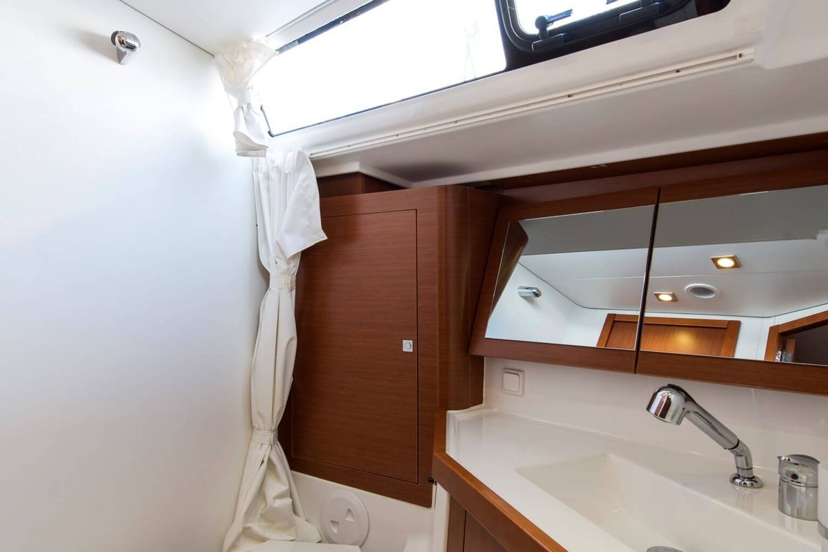 Head on Rafaella, a Beneteau Oceanis 45 sailboat at Volos Municipality, Greece