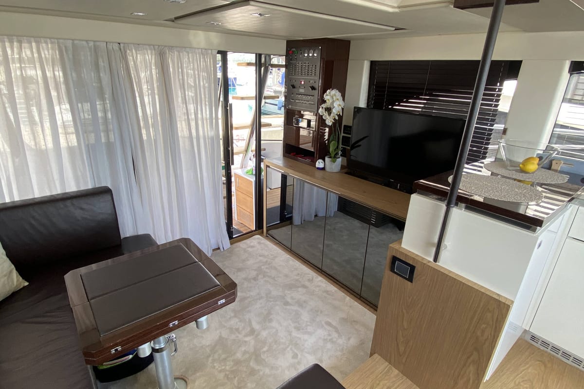 Salon of Sid One, a Sessa Marine Sessa Fly 47 yacht at Grad Šibenik, Croatia