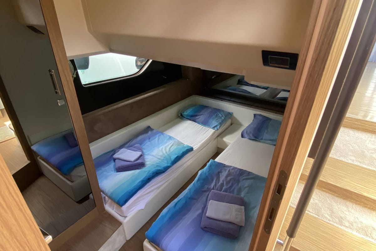 Cabin on Sid One, a Sessa Marine Sessa Fly 47 yacht at Grad Šibenik, Croatia
