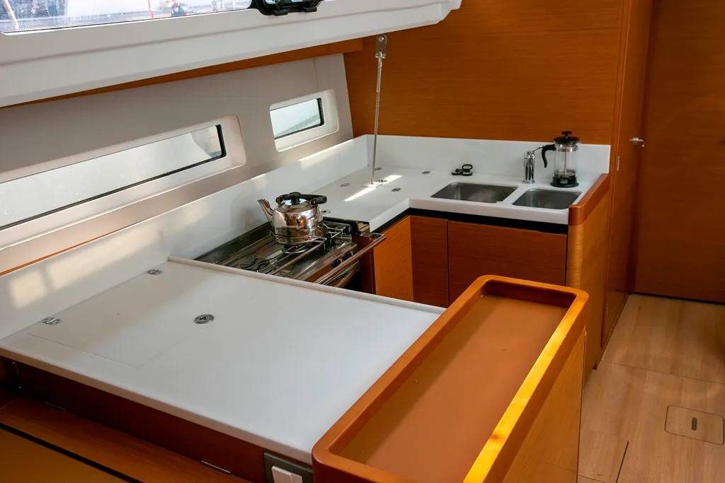 Galley of Homesick George, a Jeanneau Sun Odyssey 440 sailboat at Volos Municipality, Greece