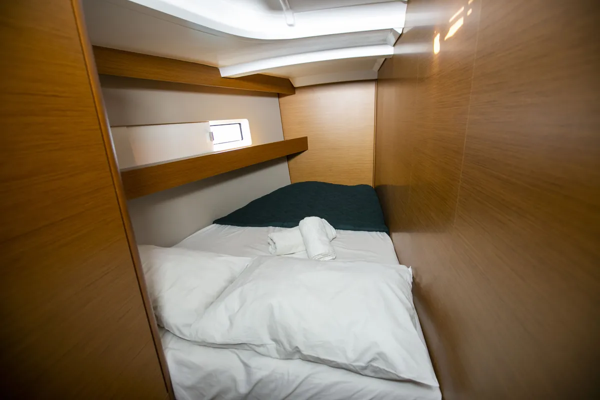 Galley of Homesick George, a Jeanneau Sun Odyssey 440 sailboat at Volos Municipality, Greece