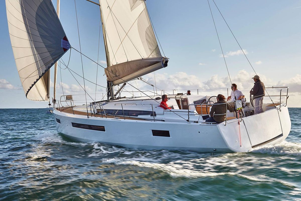 Exterior view of Sun Odyssey 490 Premium, a Jeanneau Sun Odyssey 490 sailboat at Tonnarella, Italy