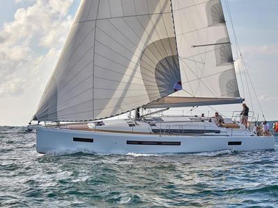 Exterior view of Sun Odyssey 490 Premium, a Jeanneau Sun Odyssey 490 sailboat at Tonnarella, Italy