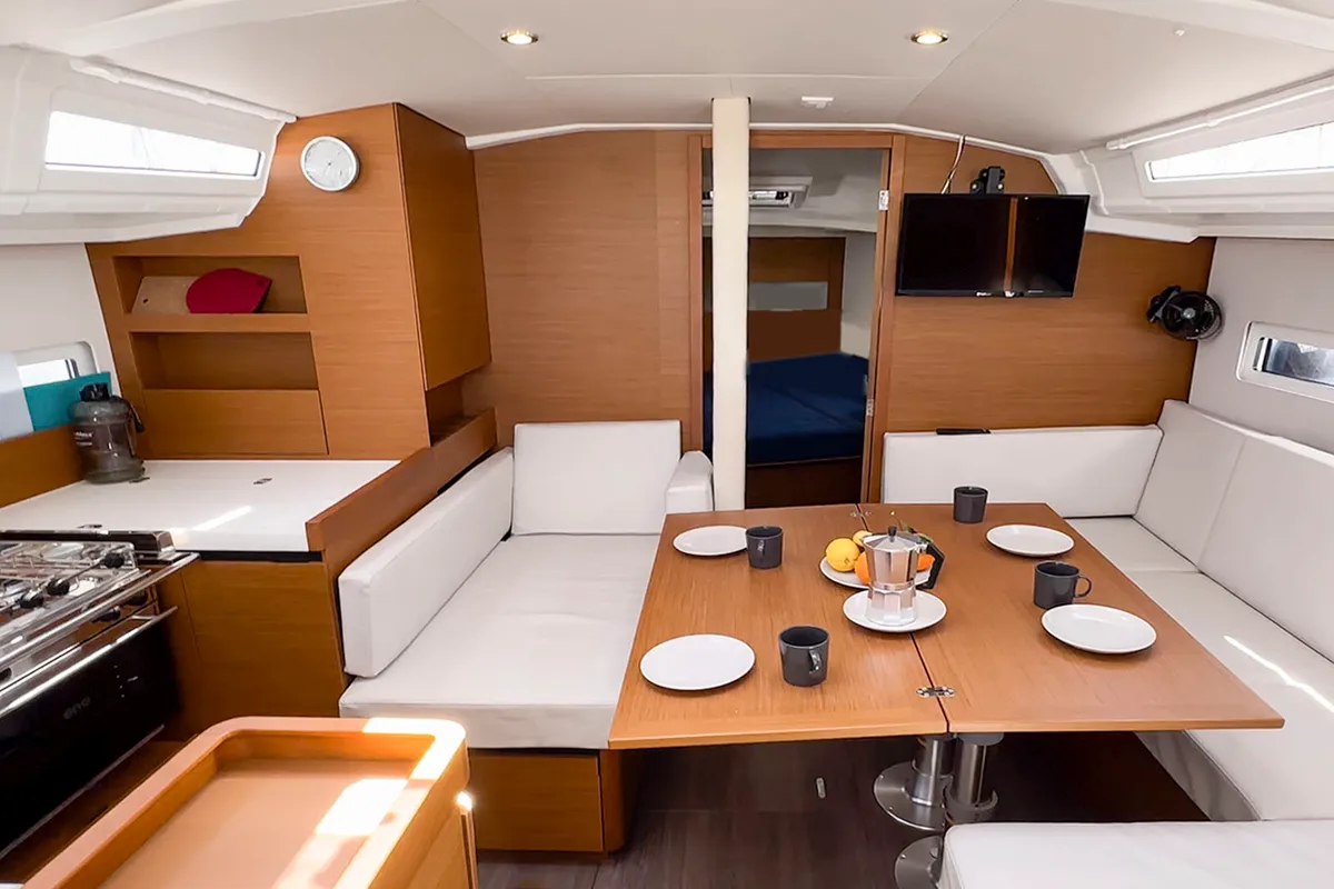 Salon of SuElli, a Jeanneau Sun Odyssey 410 sailboat at San Miguel de Abona, Spain