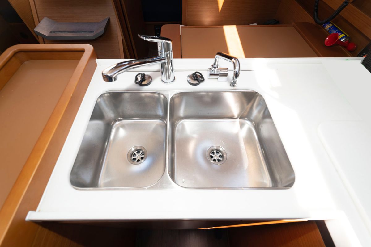Galley of SuElli, a Jeanneau Sun Odyssey 410 sailboat at San Miguel de Abona, Spain