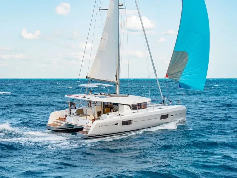 Sea to Sky, a Lagoon Lagoon 42 catamaran at Annapolis, United States