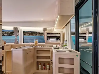 Sea to Sky, a Lagoon Lagoon 42 catamaran at Annapolis, United States