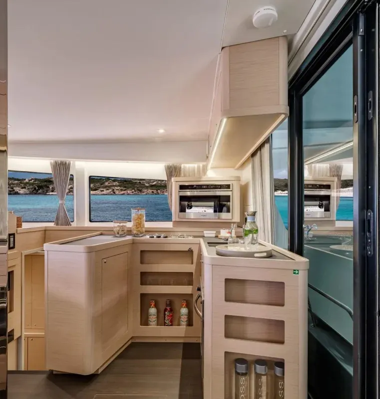 Sea to Sky, a Lagoon Lagoon 42 catamaran at Annapolis, United States