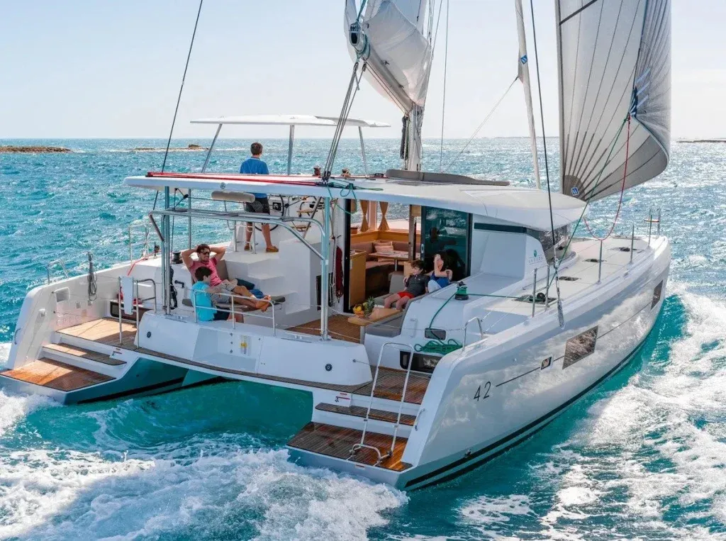 Sea to Sky, a Lagoon Lagoon 42 catamaran at Annapolis, United States