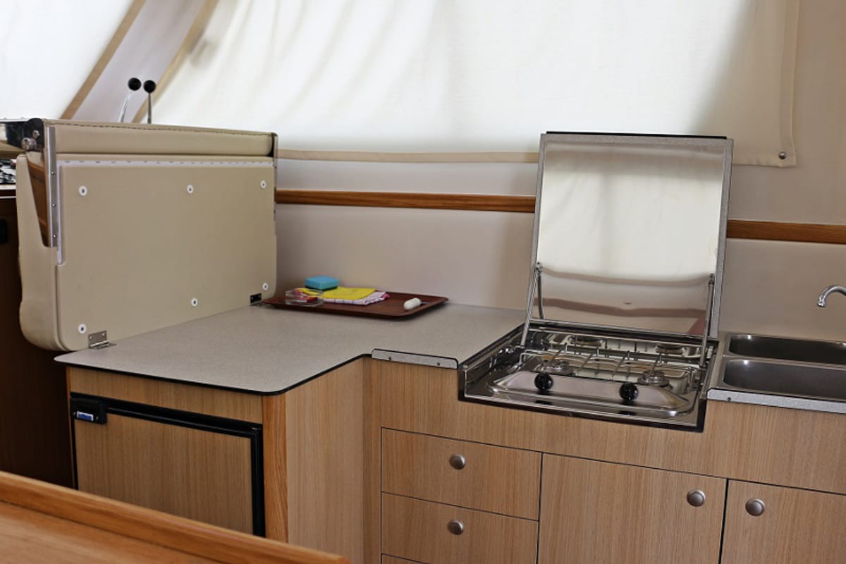 Galley of Jedva, a SAS - Vektor Adria 1002 Vektor motorboat at Općina Sukošan, Croatia