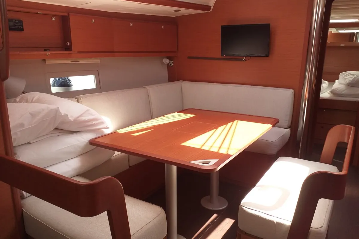 Salon of Fenera, a Dufour 430 sailboat at Općina Medulin, Croatia